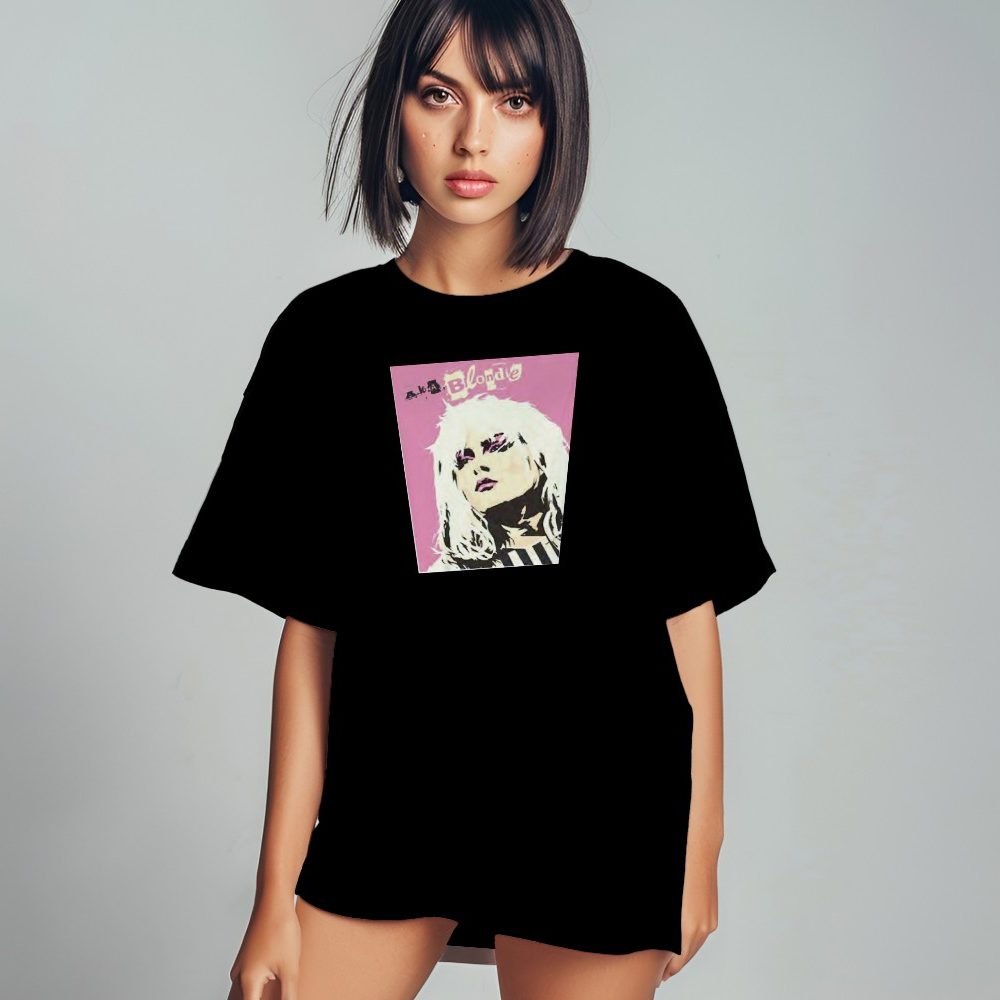 T-shirt oversize coton bio Femme Blondie avec un design de Blondie Aka pink